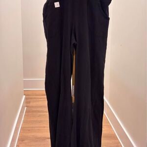 #91 Lululemon  Swift Midrise Wide leg pant- palazzo style-sz14- 30’ inseam-black